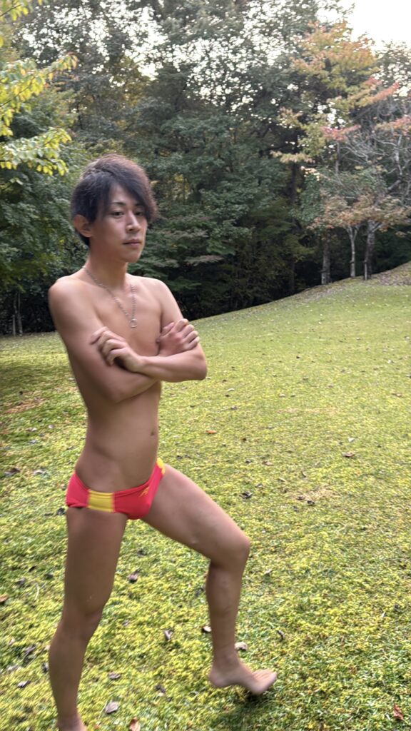 c03b651234bf9e9f87b2f429fa7bb80e-576x1024 Uni2208